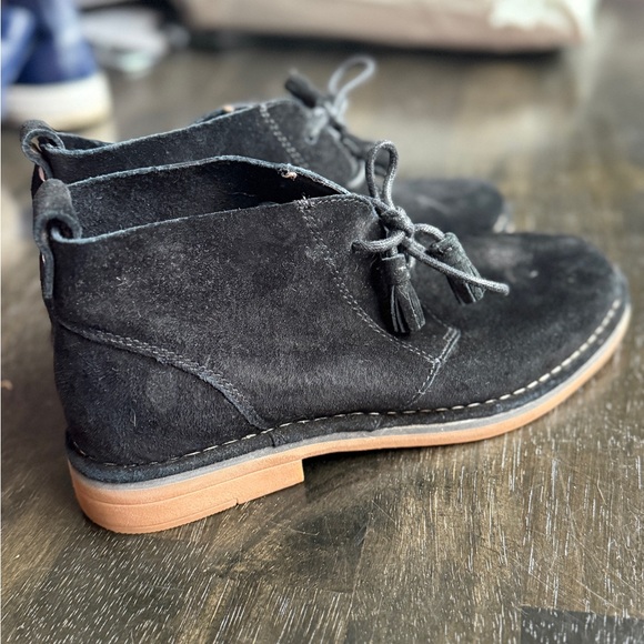 Hush Puppies Black Suede Tassel Ankle Boots Sz 8.5 Ladies, excellent condition - Picture 2 of 8